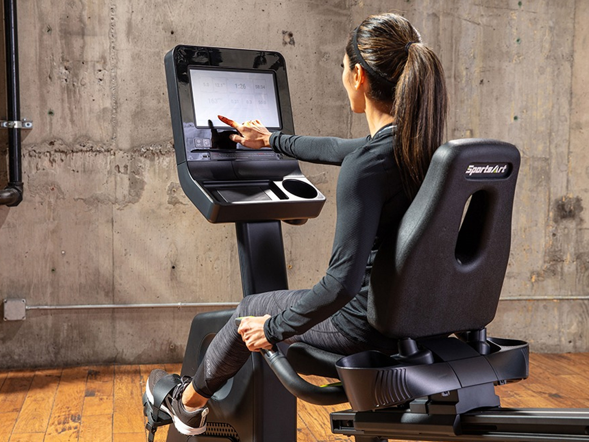 SportsArt Elite Line  SENZA™ C574R-13 Recumbent cycle - 13 inch LCD display touchscreen