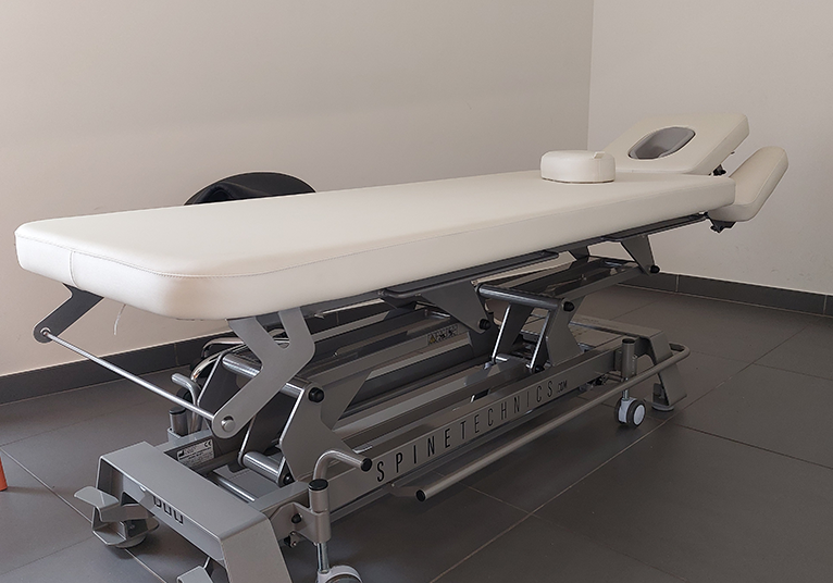 Promotion -25% SpineTechnics DUO table de traitement  - 2parties- electrique