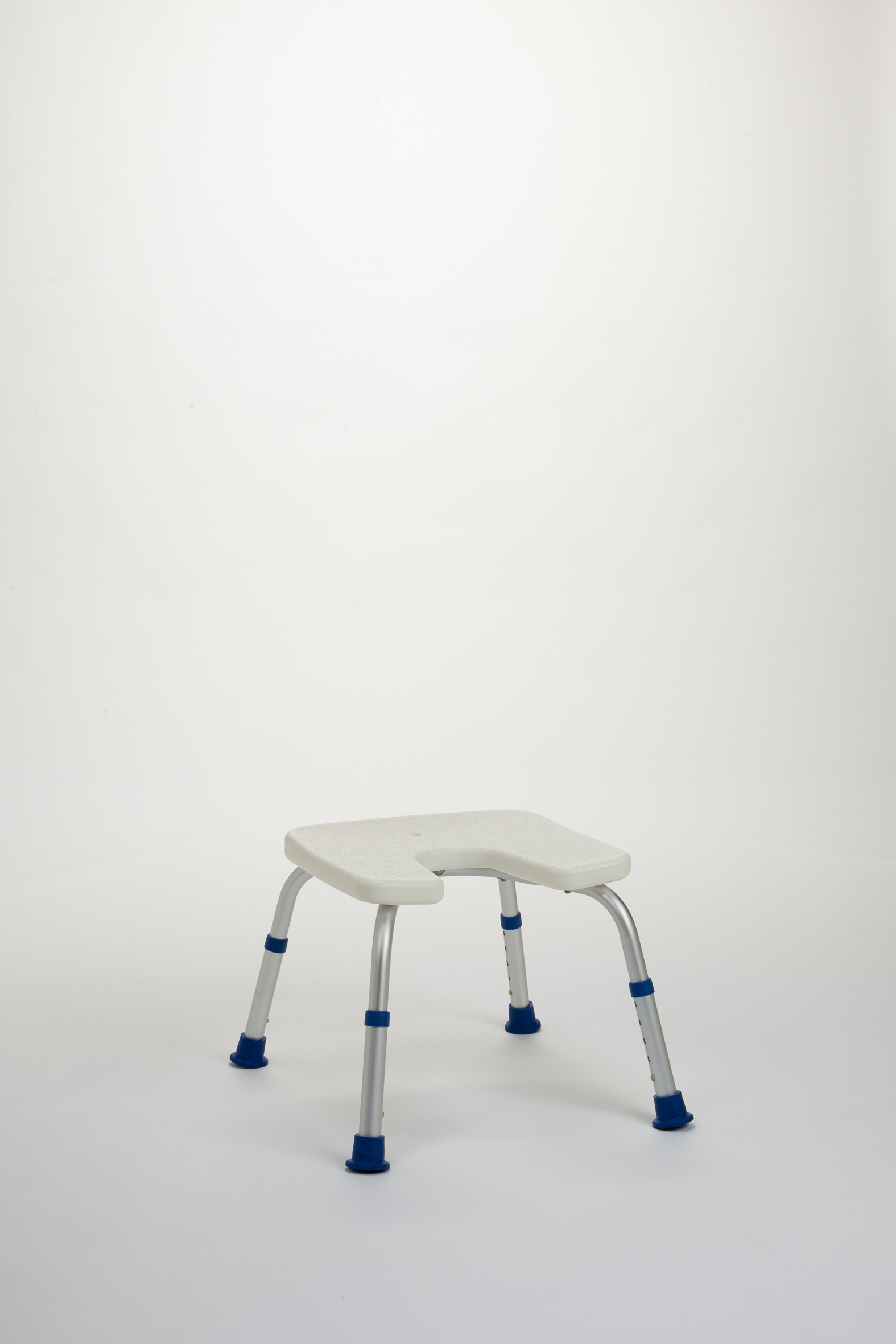 Douchetabouret met hygiënische uitsparing Sidney - wit - 50 x 52 cm - 1 st