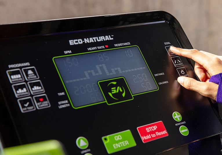 SportsArt Elite Line Eco-Natural ™ E874 elliptical - zelf aangedreven - LCD display