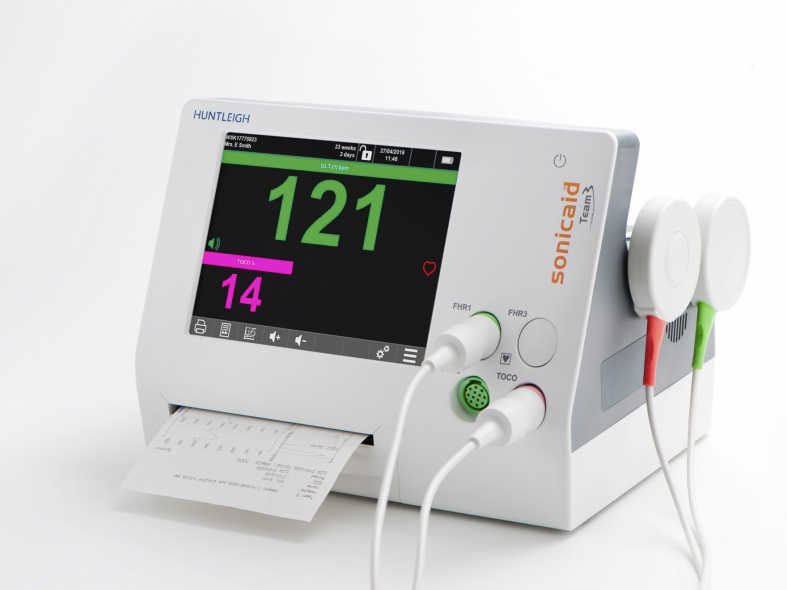 Huntleigh Sonicaid Team 3A (antepartum) CTG-toestel met bloeddrukmeter en Spo2